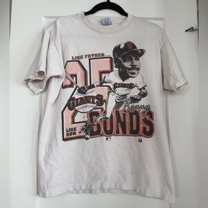 Distressed Vintage Giants Baseball T-shirt